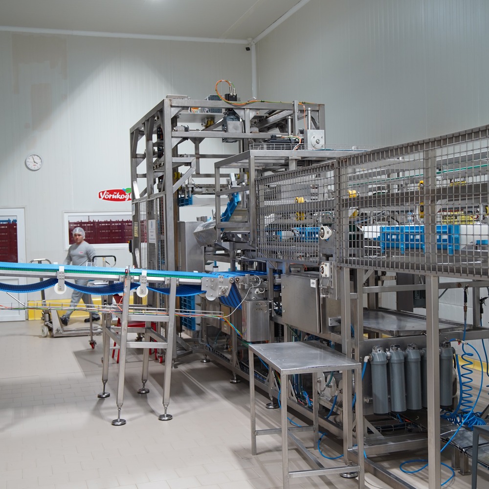 Teknoproses dairy and beverage process equipment